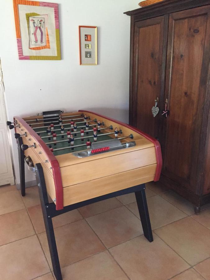 Au Mas Retz De Jade Bed & Breakfast Chauve Bagian luar foto