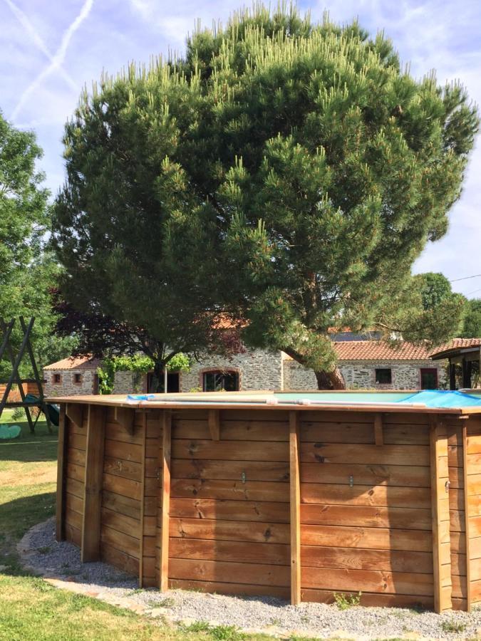 Au Mas Retz De Jade Bed & Breakfast Chauve Bagian luar foto